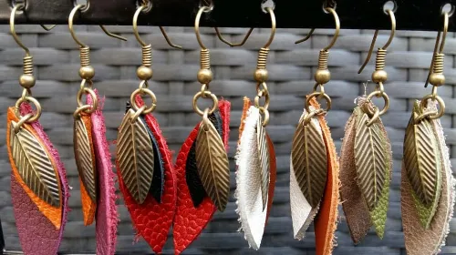 Boucles d'oreilles Plume bronze.