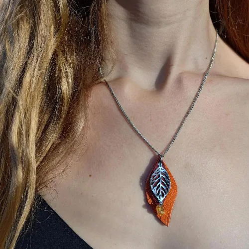 Collier Feuille Orange
