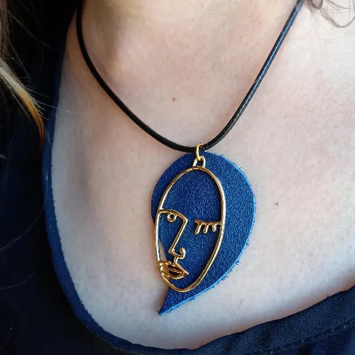 Collier Picasso bleu